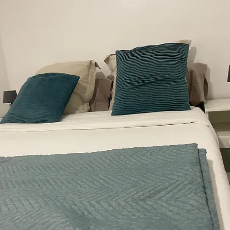 Entier En Coeur De Sète